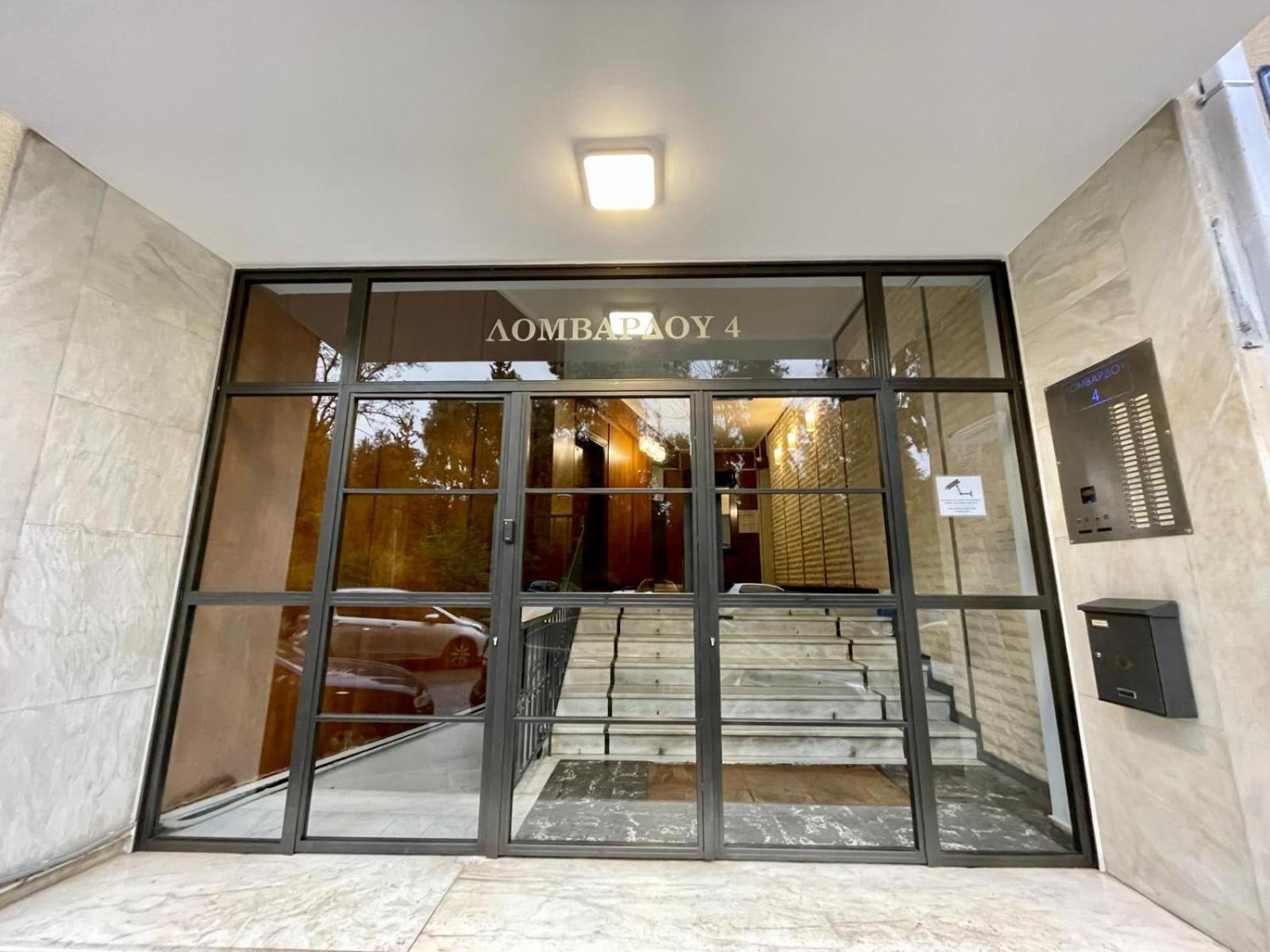 Fully Renovated, Modern Beauty In Central Athens! Exterior foto
